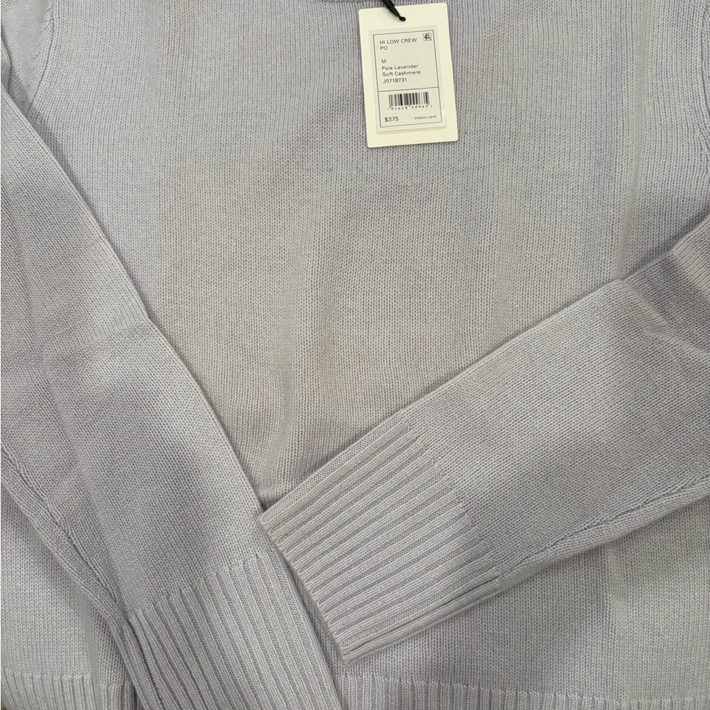 NWT Theory Light/Pale Lavender Cashmere Sweater - size M